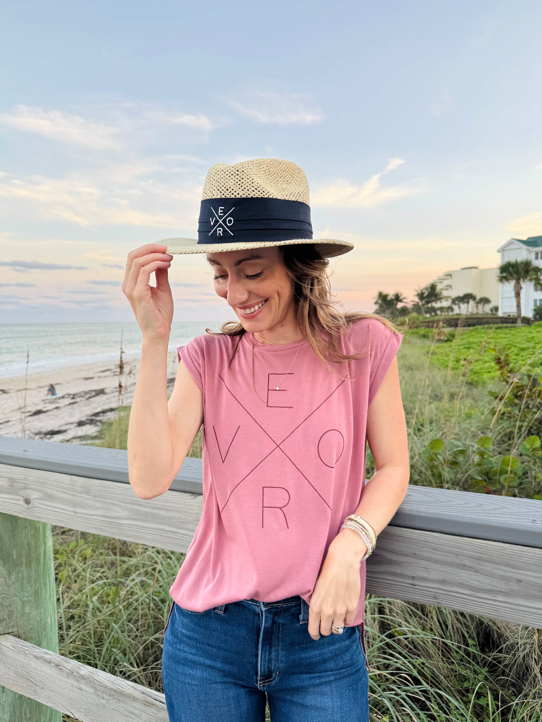 Vero Straw Golf Hat - Navy Band with White