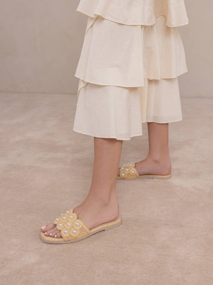 Oasis Society - The Cathleen | Natural Pearl Raffia Slide Sandal