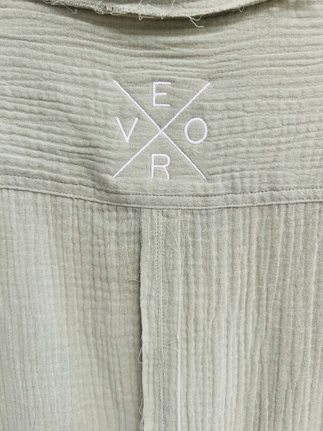 Vero Gauze Button Down - Sage & White