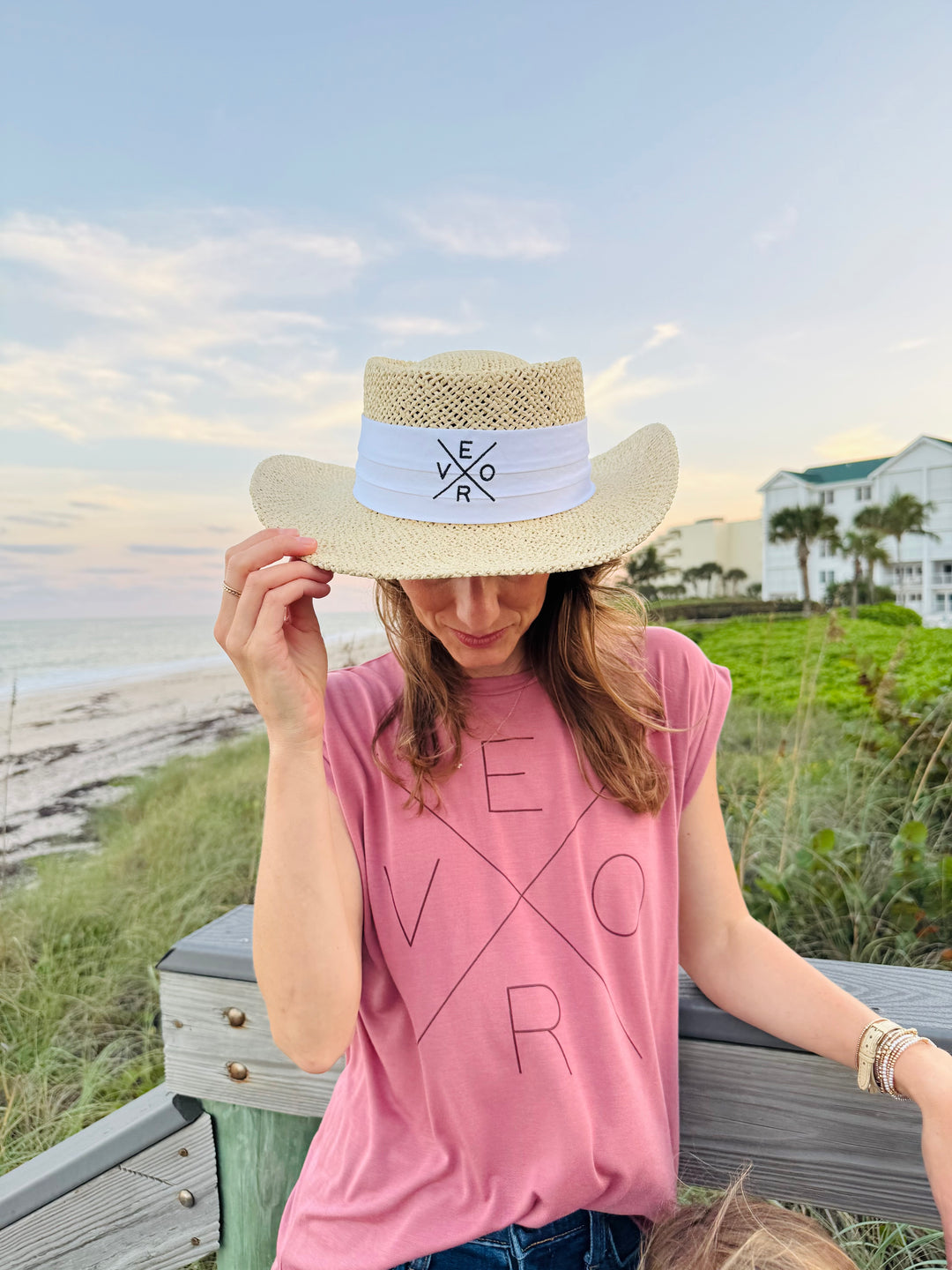 Vero Straw Golf Hat - White Band with Navy