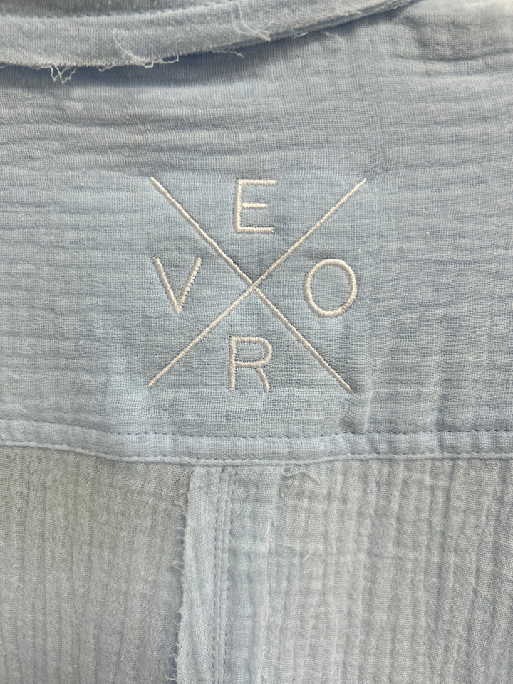 Vero Gauze Button Down - Light Blue & White