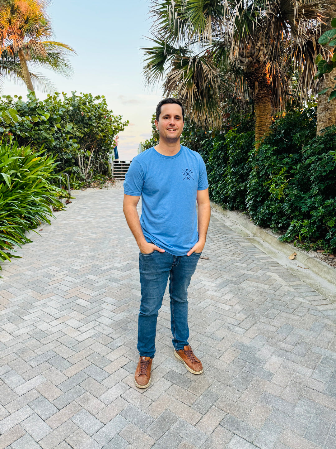 Vero T-Shirt - Adult, Cornflower & Navy