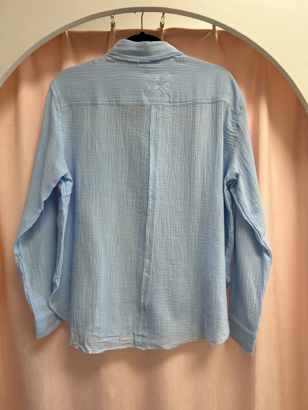 Vero Gauze Button Down - Light Blue & White