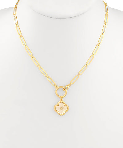 Clover Me Up Necklace
