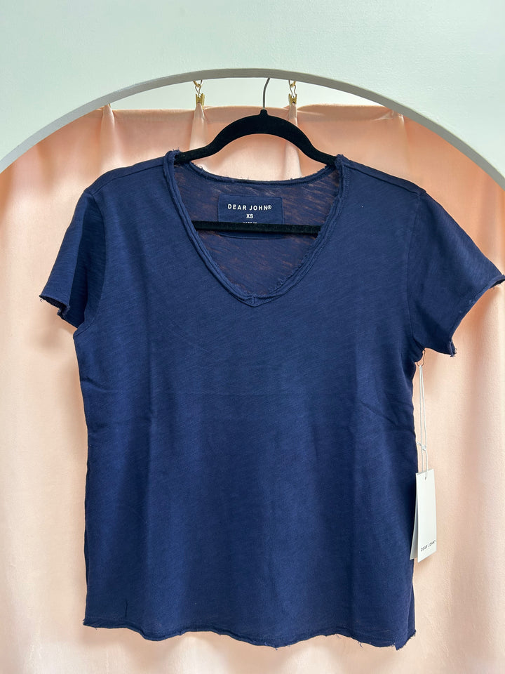DEAR JOHN - Vanya - Black Iris Tee