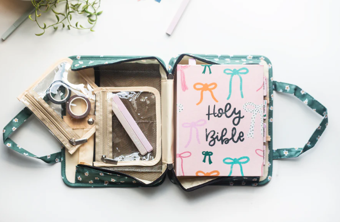 Daisy Bible Bag