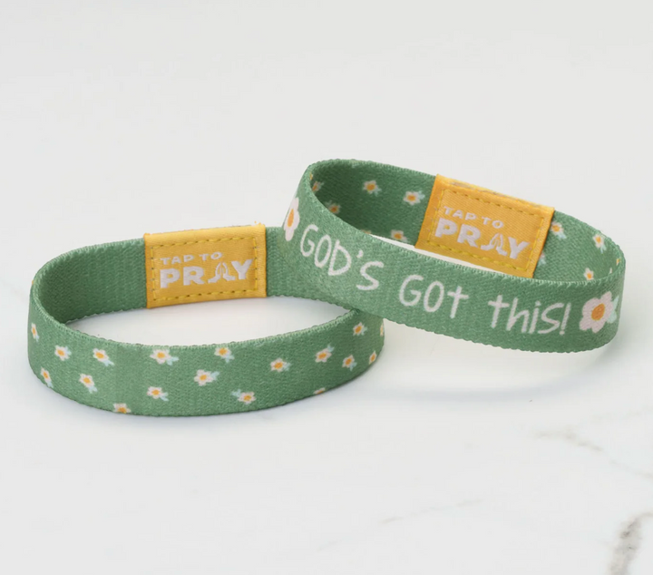 Tap To Pray® Kingfolk Series Wristband – God&