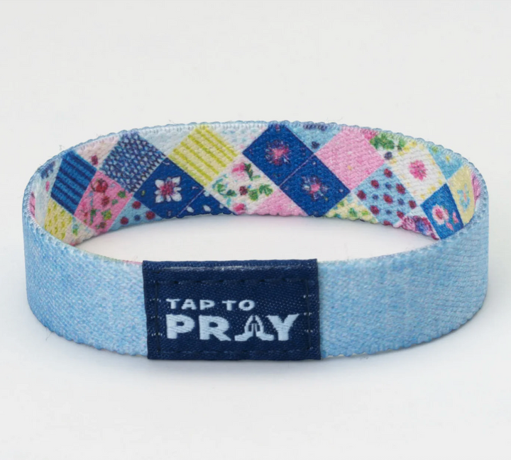 Tap To Pray® Wristband – Patchwork - Love Like Jesus