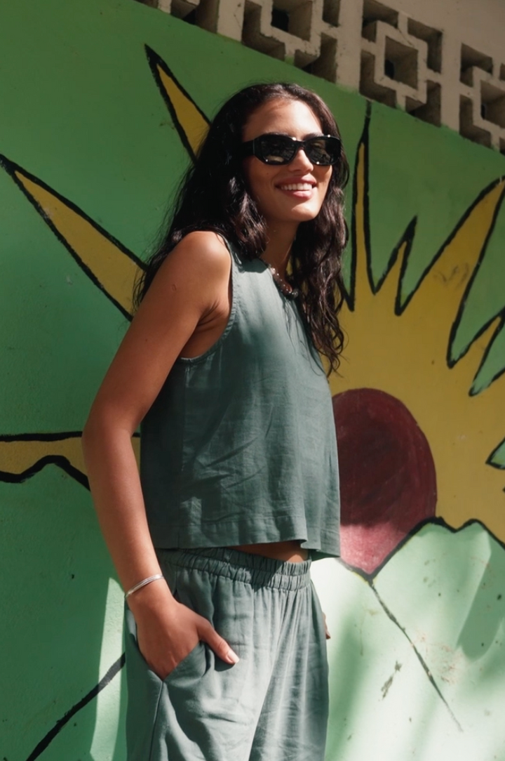 Z Supply Sloane Linen Tank - Everglade