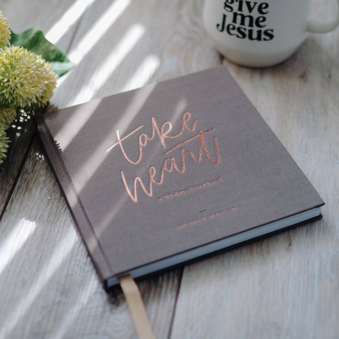 The Daily Grace Co - Take Heart | A 90-Day Devotional