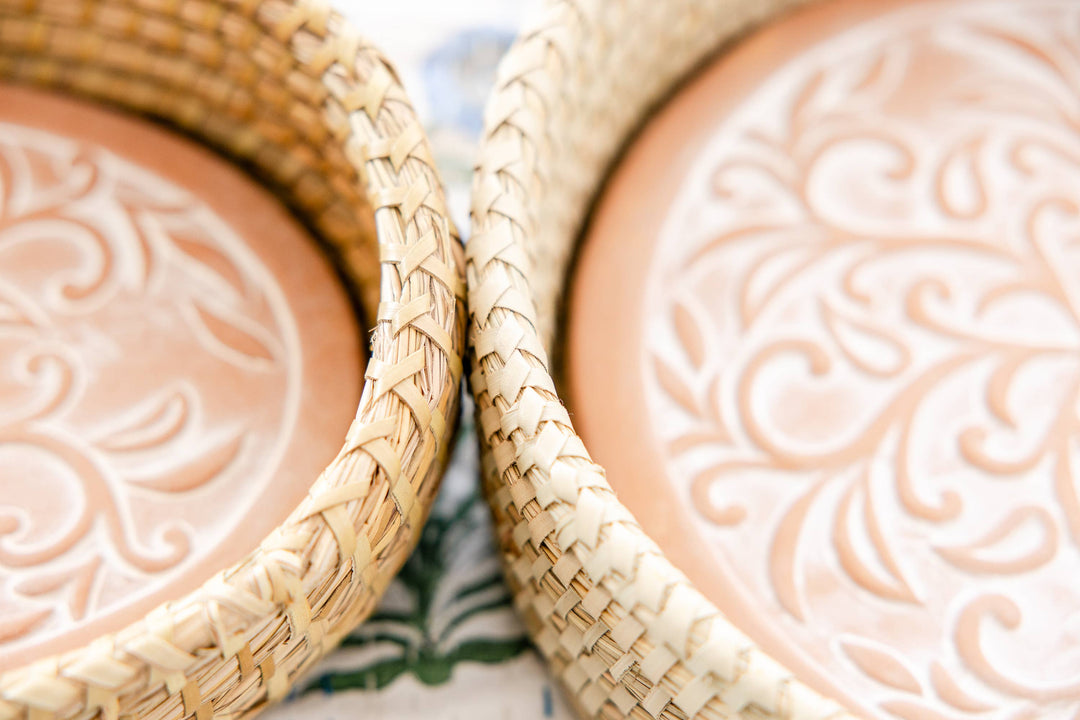 Rahab's Rope - Round Ivy Swirls Bread Warmer Basket