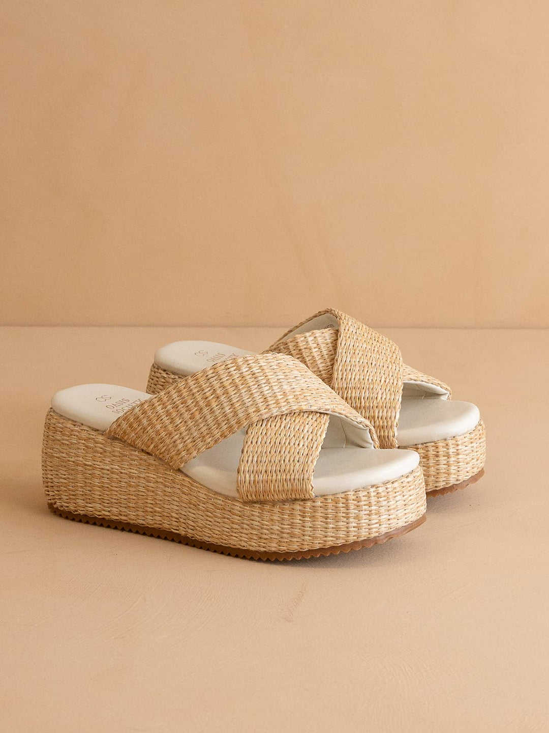 Oasis Society - The Fresno Natural | Raffia Platform Summer Sandal