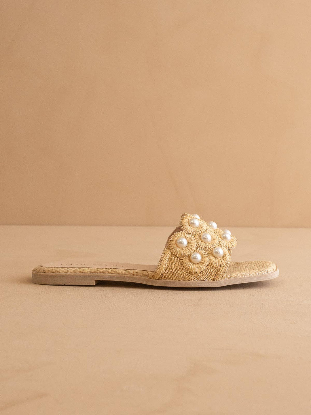 Oasis Society - The Cathleen | Natural Pearl Raffia Slide Sandal