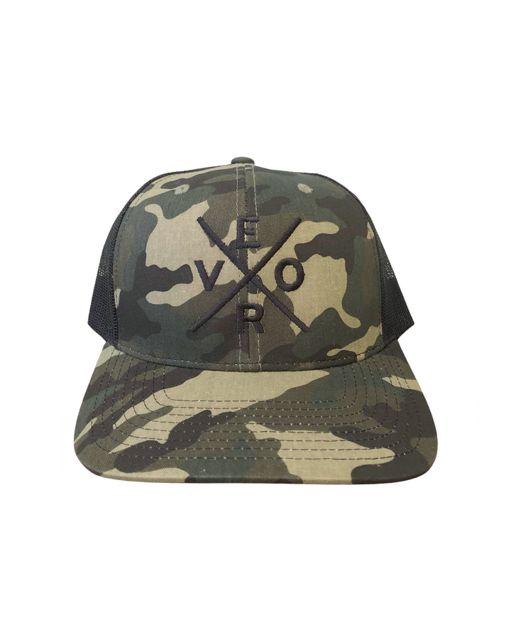 Vero Trucker Hat - Camo & Black