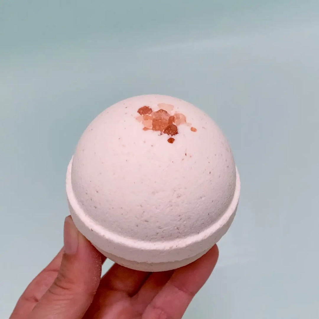 Peppermint | Essential Oil Bath Bomb - 5oz